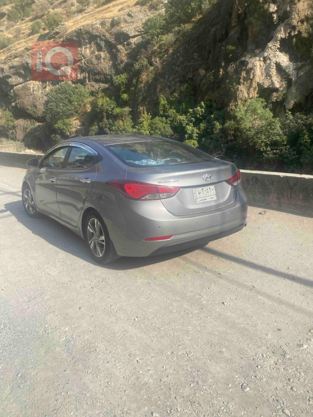 هیوندای ئەلەنترا